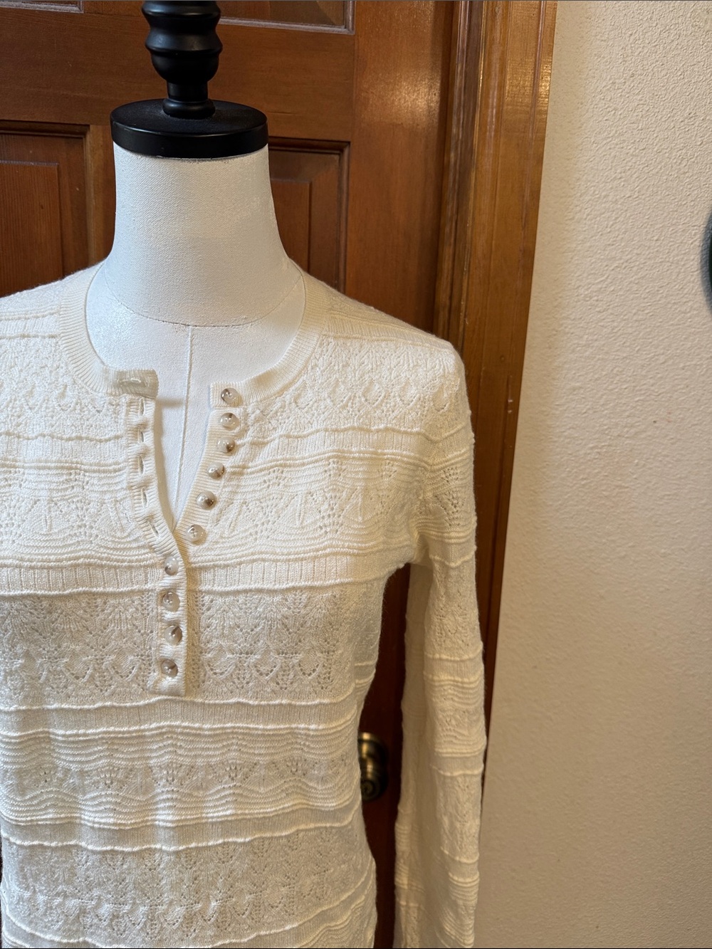 Sezane White Long-Sleeve Textured Henley Sweater Size L - Picture 9 of 9